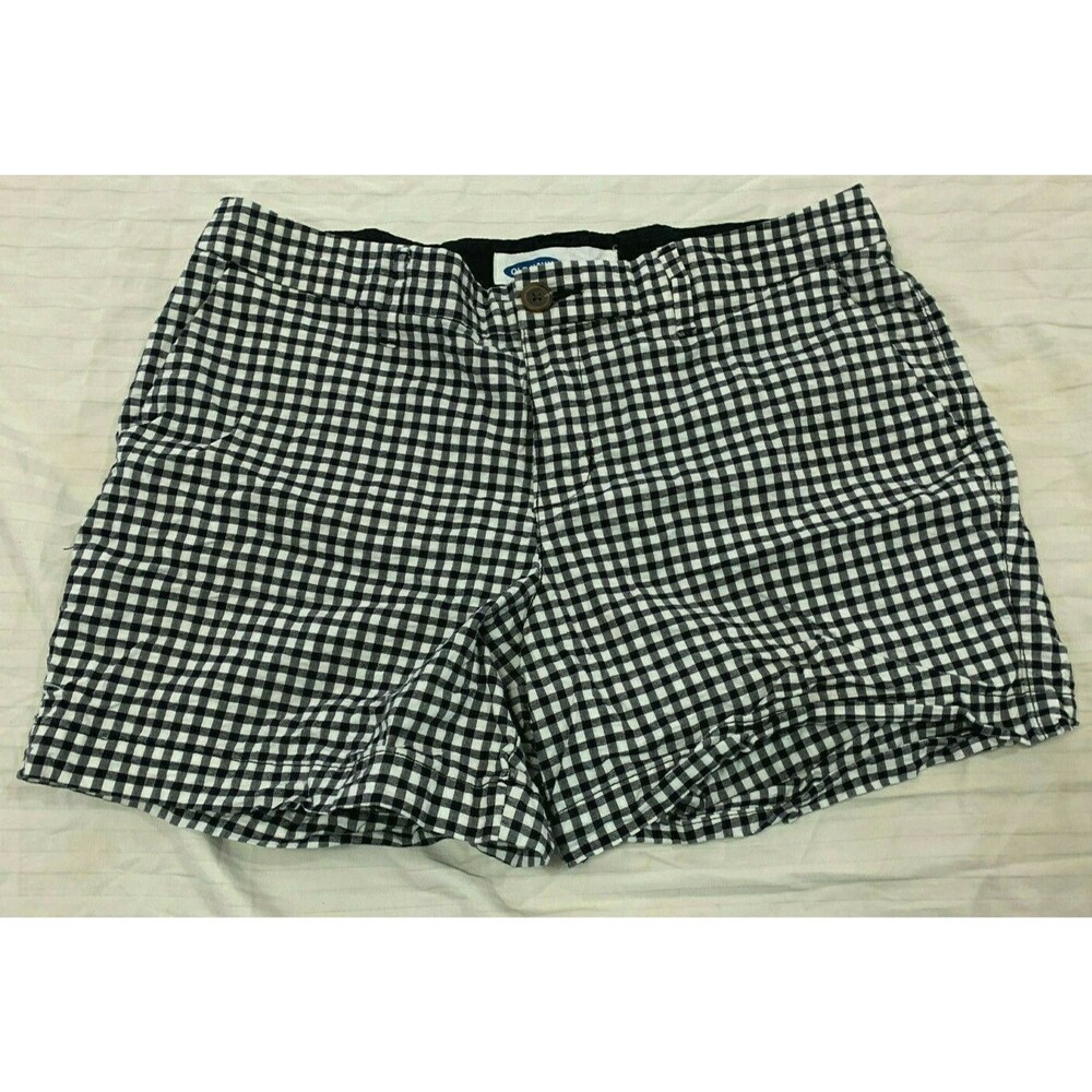 OLD NAVY WOMENS SHORTS SIZE 6